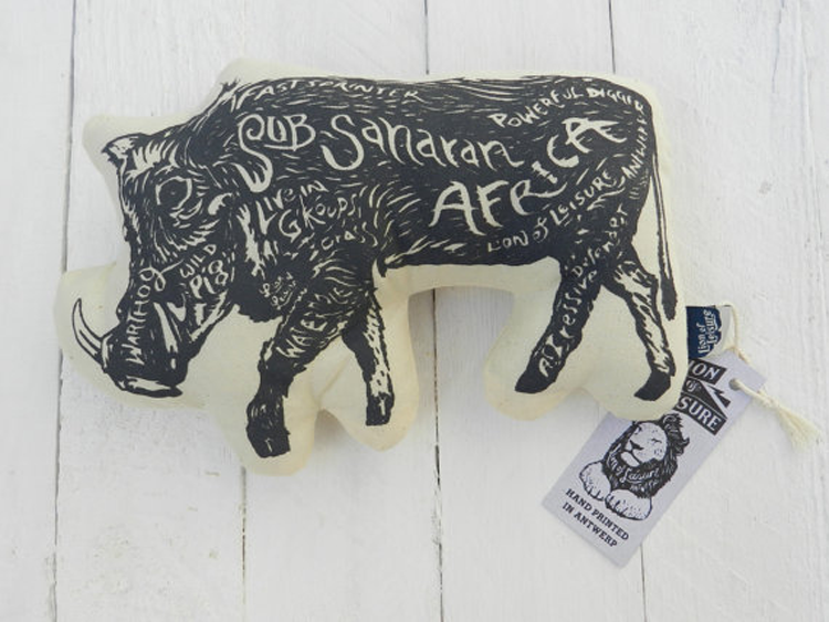 オーガニック・クッション　ワートホッグ（大）イメージ