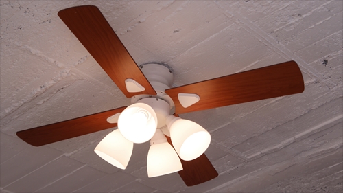  IF-101-BK シーリングファン 4灯 ブラック　LEDランプ付 画像1